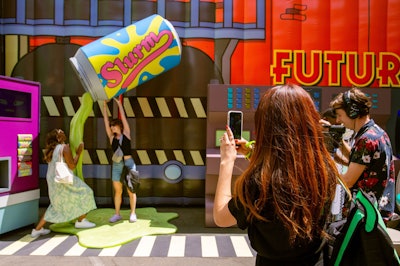 In the Futurama space, there were recreations of fan-favorite set pieces—like a larger-than-life Slurm photo op—so guests could explore, pick up swag, and snap pics.