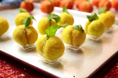 During Peroni's Taste of Italy, DiLena's Dolcini offered cute dolci, two soft cookie domes paired with a creamy filling, dipped in liqueur, rolled in sugar, and topped with a mint leaf to resemble a lemon.