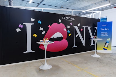 Stacey said that this year the former “House of Beauty” concept evolved into an “NYC apartment” theme, with key zones receiving familiar SEPHORiA room names, but with an NYC twist. Think The Lobby, The Loft, and even a SEPHORiA Stoop photo moment.