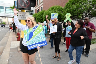 “NAMIWalks” were organized every morning.