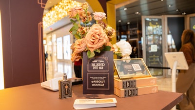 Visitors to the pop-up could purchase the fragrance and immerse themselves in the history of the cocktail while sipping a sample of the Absolut x Kahlúa espresso martini.