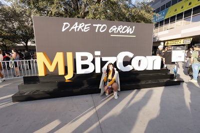 A large 3D sign was the ideal spot to snap a pic before attendees entered the convention center.