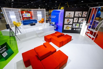 Finally, the white living room was the hub and focal point of the experience, where the team streamed to the eBay platform for live auctions. Multiple auctions were held throughout the weekend, allowing sellers like Jeff Hamilton, Corey Populus, Matt Senna, Dave Reilly, WhoJungWoo, and Cassius Marsh to interact with a live and online audience to sell their products.