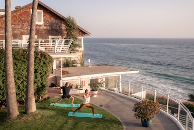 Laguna Surf Lodge