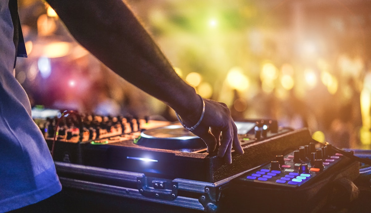 Tips for Working with Event DJs | BizBash