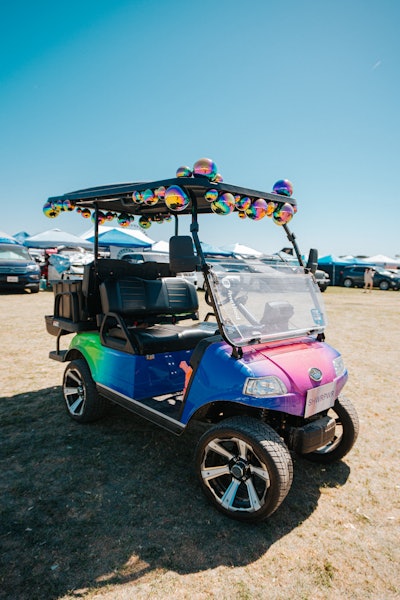 Method’s Shower Power Golf Cart—complete with soap bubbles, of course—traveled festival grounds to hand out body washes, shampoos, and conditioners.