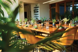 Smart Experience Design in action! The BizBash Connect Conference Dinner, sponsored by fielddrive, was a gleaming example of an event elevated by Smart Experience Design. Our client was thrilled with the result: 'BeEvents delivered an exquisite experience that left us in awe,' said Jessica Connolly, fielddrive. 'Their approach to design not only created a stunning ambiance but also showcased their commitment to sustainability. It was truly an unforgettable evening that harmoniously blended elegance with eco-consciousness.'