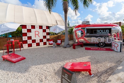 Experiential agency Rose Gold Collective worked with Rolus, a new sparkling hydration drink, to create a custom photo wall within their fun Airstream footprint, which invited fans to hydrate and play cornhole.