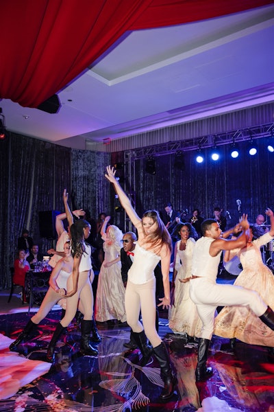 The evening's surprise Hamilton performance may have been the biggest crowd-pleaser, noted Ewing.