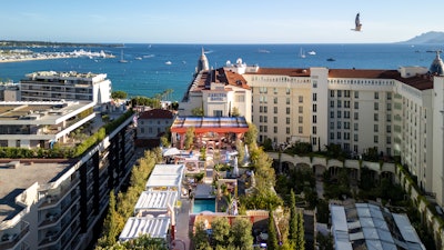 The LinkedIn activation took over three floors of the Carlton hotel, and hosted panel discussions, a live studio, and multiple meeting spaces designed to foster connection and creativity.