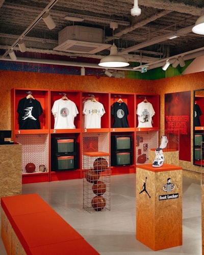 The retailer has also teamed up with its brand partners including Jordan, New Balance, Asics, adidas, and Nike to host IRL activations featuring meet-and-greet opportunities, customization workshops, and gamification stations. For example, Foot Locker’s Barbés store has been taken over by Jordan Brand, which includes a community hub centered around basketball with a coaching clinic and a three-on-three tournament.