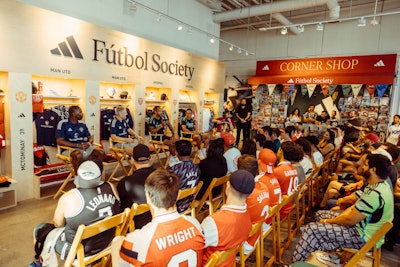 Day one of the West Hollywood stop included a full Manchester United takeover, featuring the worldwide launch of their new kits, a panel talk featuring Man UTD players, and an autograph session. Day two, meanwhile, was a hybrid Manchester United x Arsenal takeover featuring players from both teams, plus an opening party. On day three, online publication SoccerBible hosted its 'On A Plate” tour brunch.