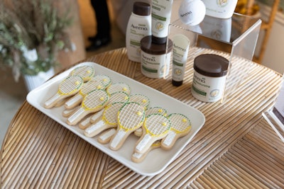 Tennis-themed treats were on offer, such as these adorable racket-shaped cookies, while other bites nodded to oats—a major ingredient in Aveeno’s products for its skin-smoothing and -softening properties.