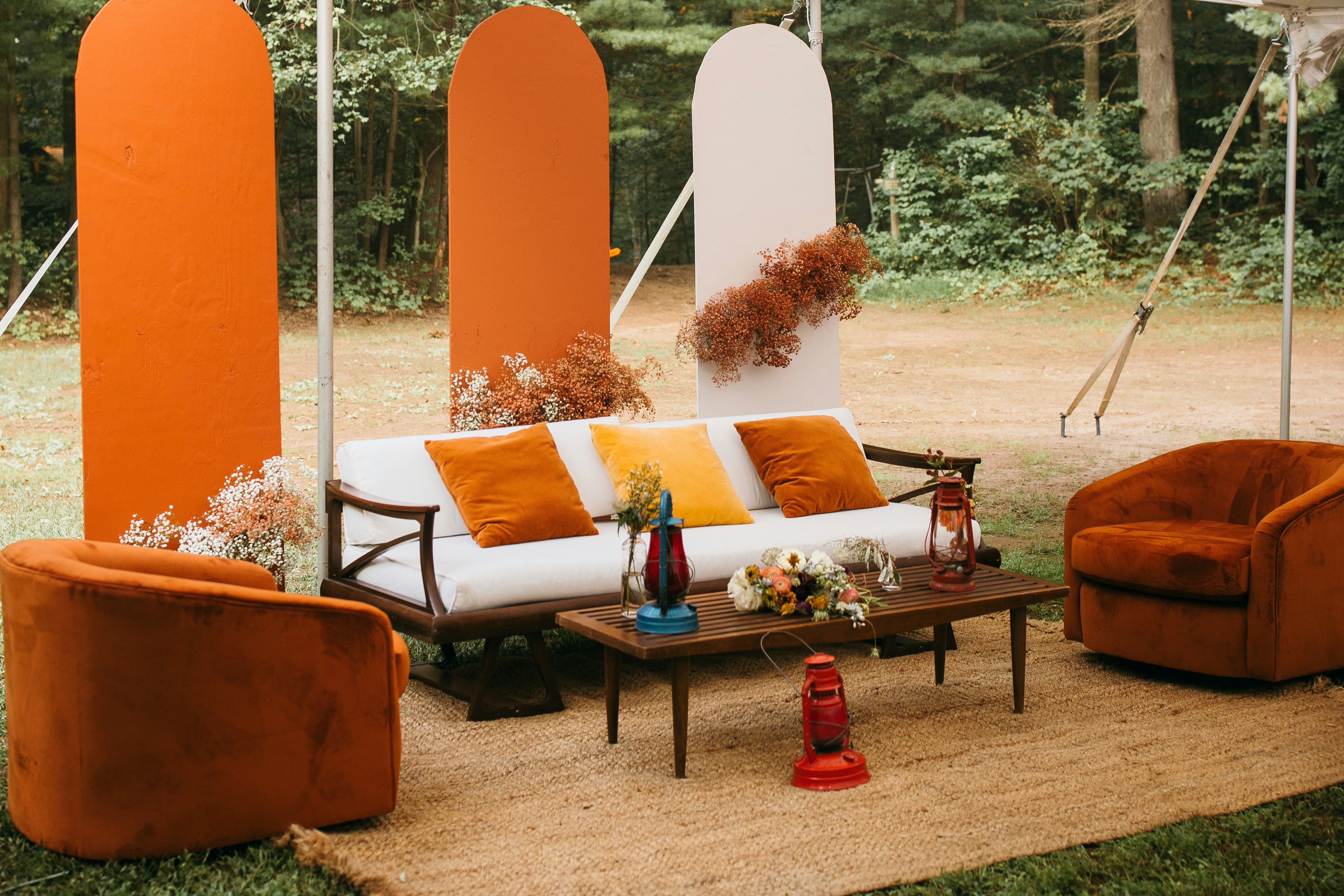 6 Event Rentals That Feature Comforting Earth Tones