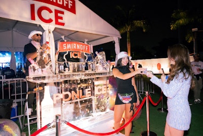 Smirnoff ICE hosted an En Vivo concert for tastemakers and music fans as the official malt beverage partner.