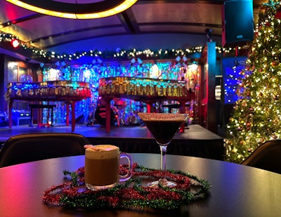 Tinsel & Tunes at Pippin's Lounge