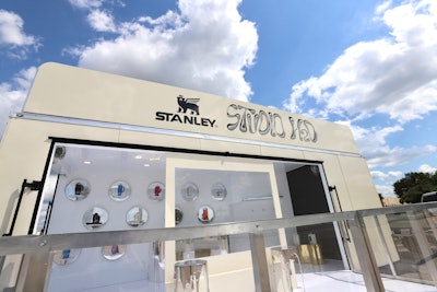 Stanley’s Studio H2O