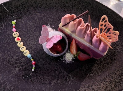 Another highlight? An edible friendship bracelet as part of the dessert course.