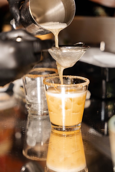 The event’s bar menu stayed on theme with an Argan Paloma, made with tequila and grapefruit juice, and a rum-based Creme De La Creme Punch.