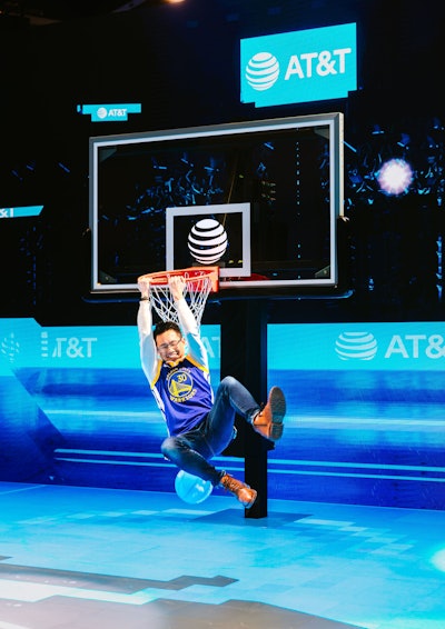 Fans were then able to show off their dunking skills.