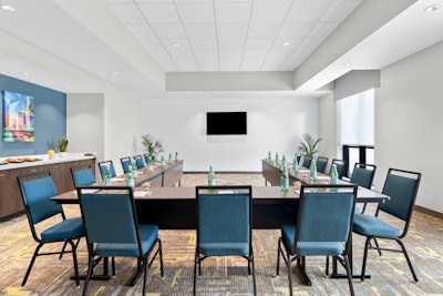 Hampton Inn & Suites Chicago Medical District UIC