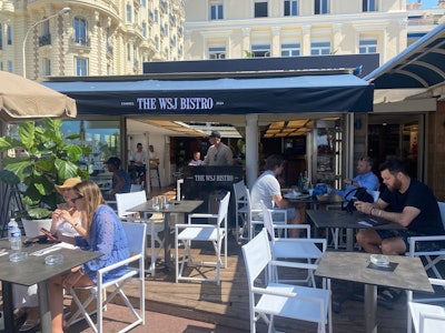 Strategically positioned at the center of activity along the Croisette at Cannes, the WSJ Bistro served close to 800 attendees throughout the course of the week.