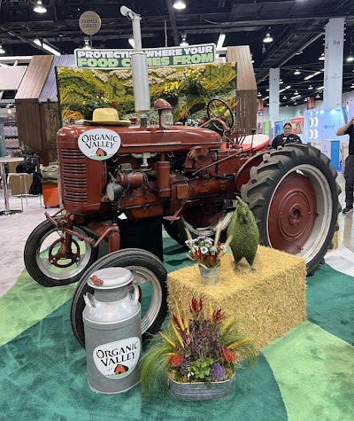 Highlighting the brand’s commitment to organic farming, the display allowed attendees the chance to engage with farmers and discover where food comes from.