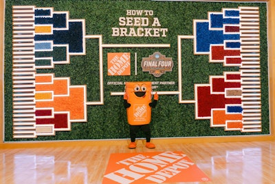 The retailer returned to Fan Fest with its 'How to Seed a Bracket' activation. This year, it increased in size by 20% and the Sweet 16 brackets were added. The living bracket was updated in real time as the final two teams were determined.