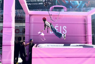 Giant Human Claw | Experience by Interactive Entertainment Group