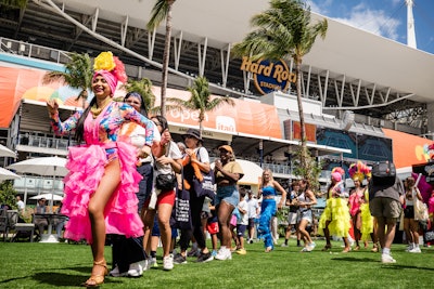 The Miami Open celebrated two cultural moments accompanied by performances and food and beverage specials, including Brazilian Heritage Day presented by Itaú (March 19) and Hispanic Heritage Day presented by PNC Bank (pictured; March 20). This year, the programming also celebrated inclusion moments like Women’s Empowerment Day presented by Gillette Venus (March 24) and LGBTQ+ pride-friendly Out at the Open (March 25).