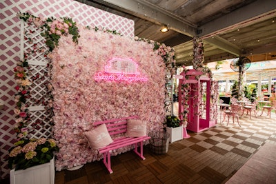 Santa Margherita invited wine lovers to chill in its covered pink and floral lounge. It featured an Instagram-friendly activation (plus a photo op) with a telephone booth and a backdrop accented with neon signage, a bench, and branded pillows.