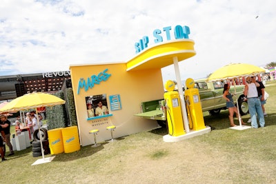 At REVOLVE Festival, sparkling margarita brand SipMARGS hosted the 'Sip Stop,' an activation inspired by retro gas stations.