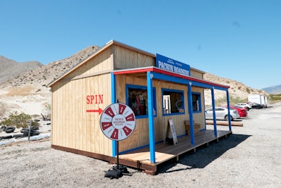Pacsun Roadside Stand