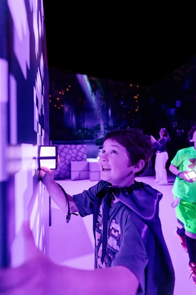 The orb vibrates, lights up, and changes color depending on the action and context. Visitors can use it to break blocks, damage hostile mobs, collect resources, and more.