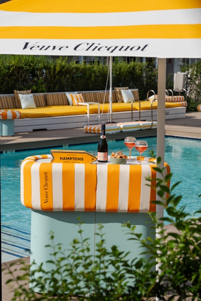 Veuve Clicquot Sun Club
